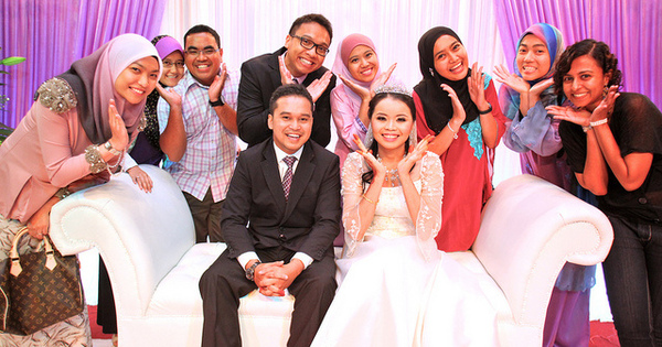 malaysian wedding guest attire