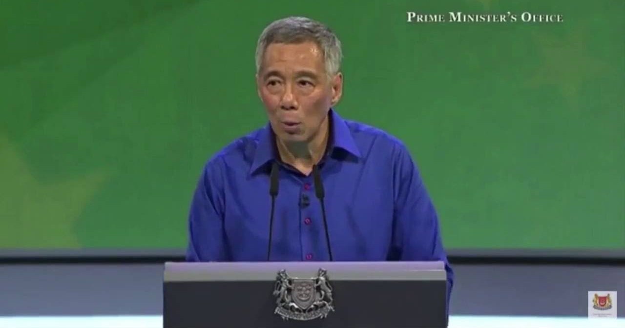 PM Lee Hsien Loong Fainted On Live Television While ...