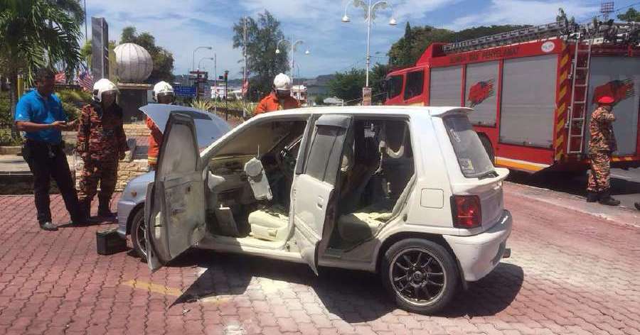 Powerbank Left In A Car Parked Under The Sun Overheats And Explodes