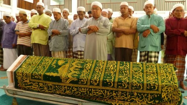 Antara Adat Melayu Yang Bertentangan Dengan Islam Namun Masih