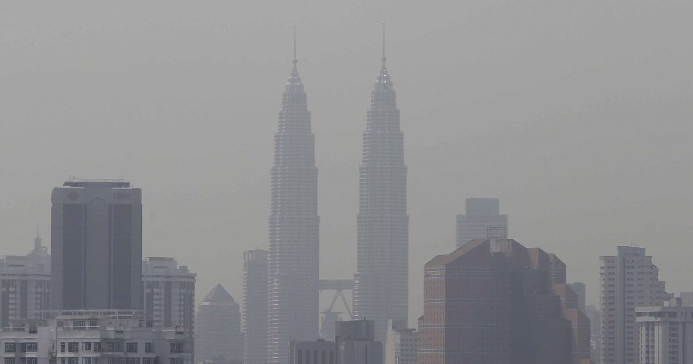 Get Your Masks Out, Guys. Haze Has Returned To Malaysia At 