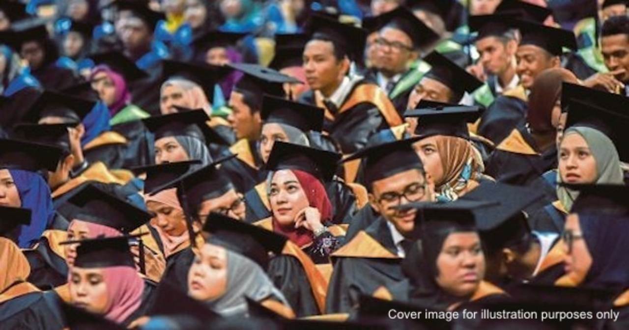 Malaysian Fresh Graduates Are Being Paid Less Than They Were 9 Years Ago