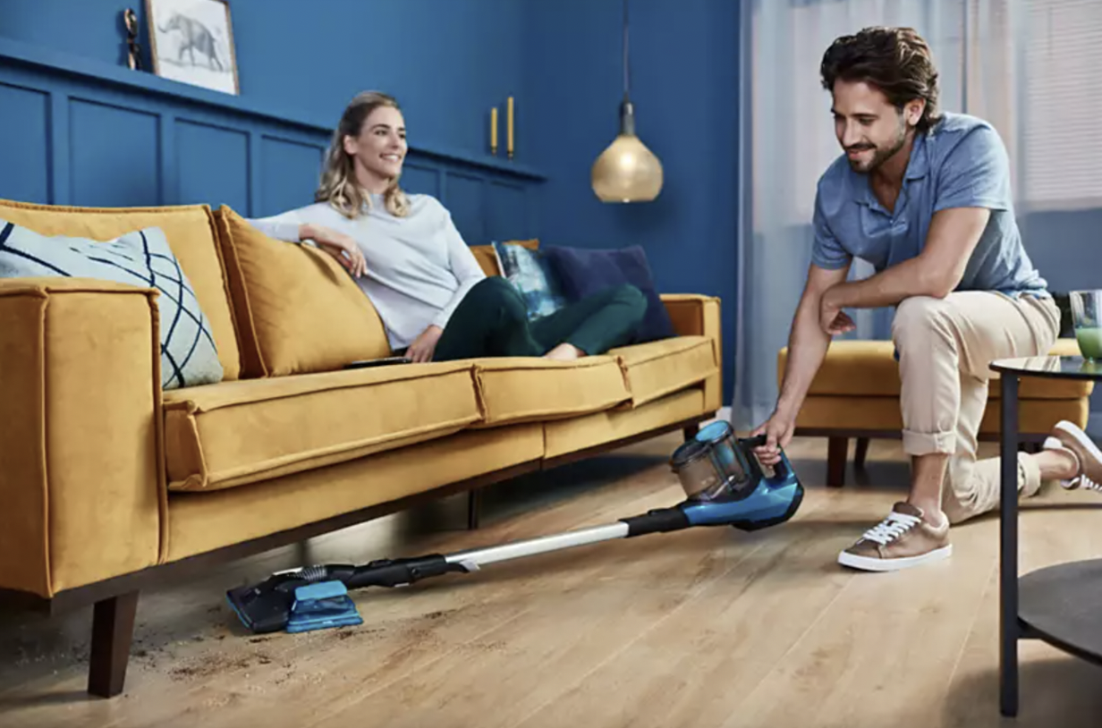 Rutin membersihkan rumah menjadi lebih mudah dengan SpeedPro Aqua Cordless Stick