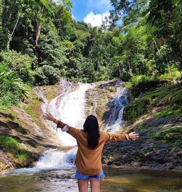 Lata Iskandar waterfall.