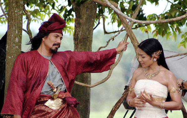 M Nasir is renowed for his role as Hang Tuah in 2004 movie 'Puteri Gunung Ledang'.