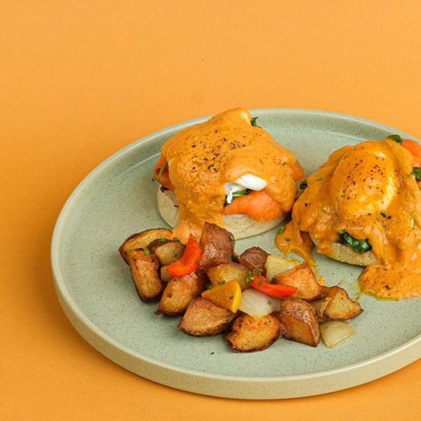 Their bestselling dish is Eggs Benny, which is a poached egg dish served with cured salmon and tomato hollandaise, with a side of English muffins.