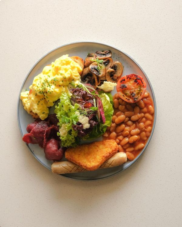 A classic Big Breakfast well-known to brunch lovers.