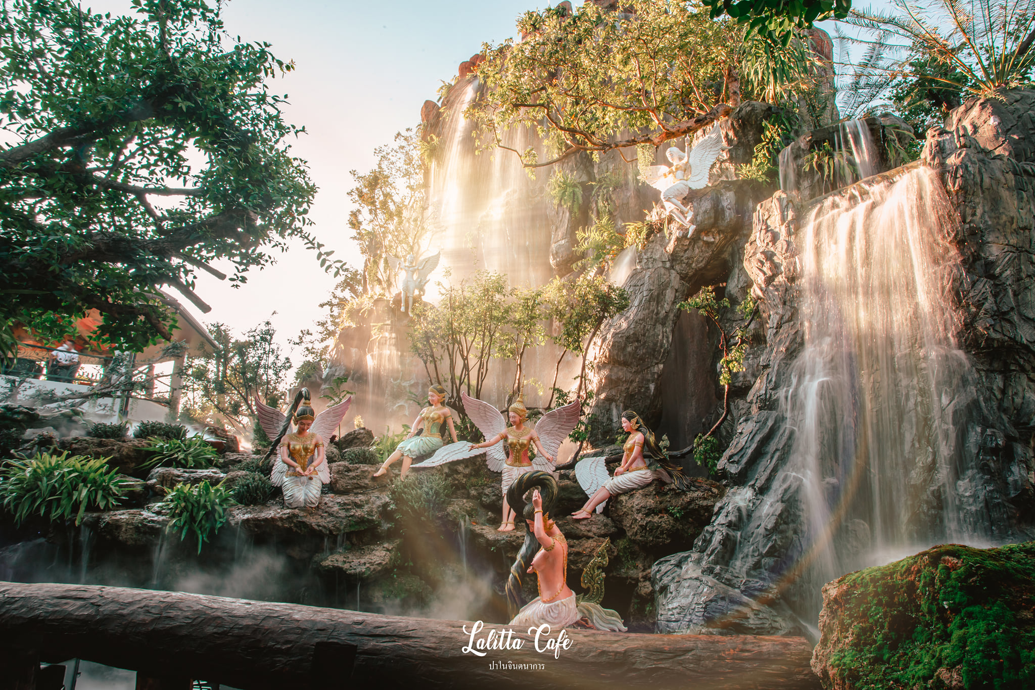 Lalitta Café Thailand, Café Suasana Hutan Bak Negeri Dongeng 8e14.jpg (2048×1365)