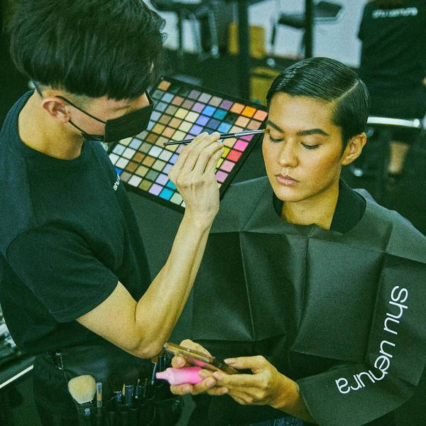 Amin backstage at KLFW 2022.