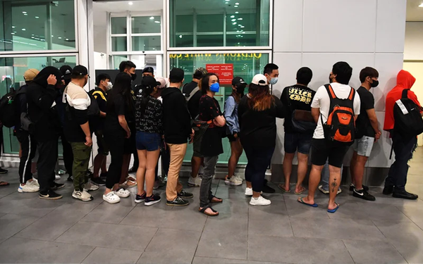 171 victims of overseas job scams who were repatriated to Malaysia from Cambodia on 30 September.