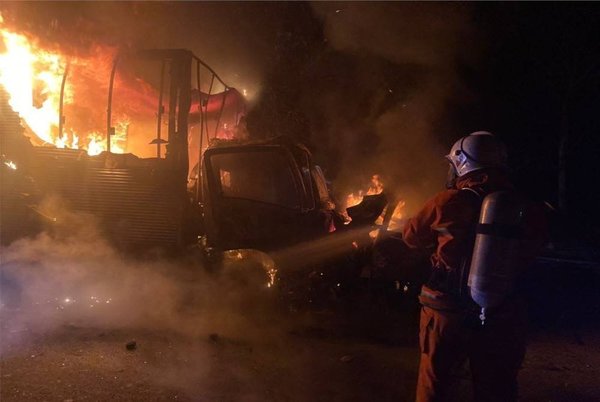 The Isuzu lorry involved in the crash was 70% burnt.