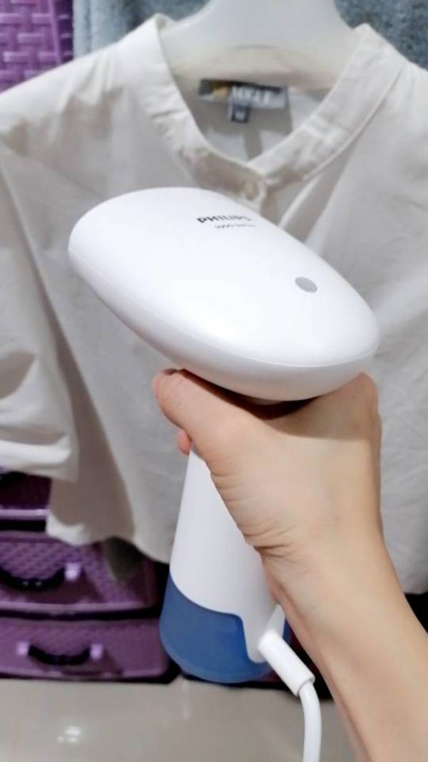 Philips Handheld Garment Steamer (STH1000/16)