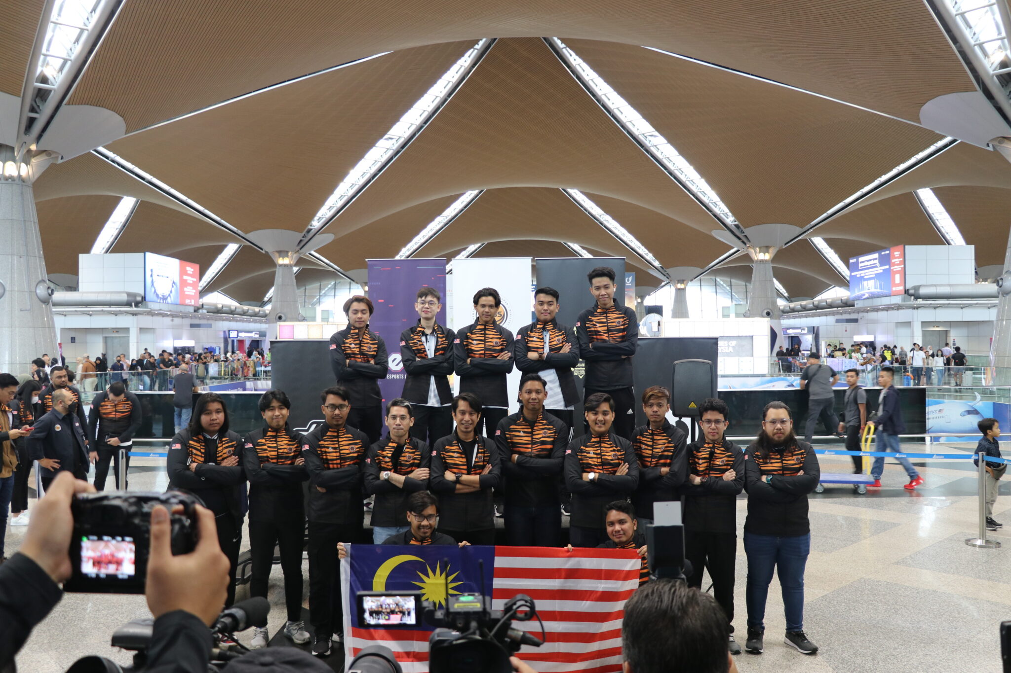 Deux équipes M’sian s’affrontent pour un prize pool de 3,5 millions de RM au championnat du monde M4
