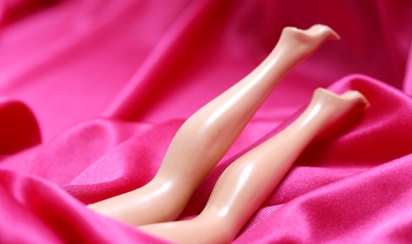 'High heel' feet on a Barbie doll.