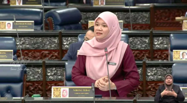 Menteri Pendidikan, Fadhlina Sidek