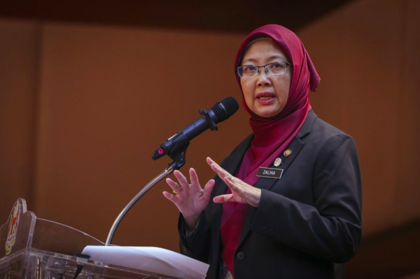 Menteri Kesihatan, Dr Zaliha Mustafa.