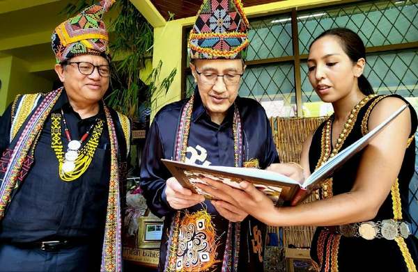 From left: Assistant Tourism, Culture, and Environment Minister Datuk Joniston Bangkua, State Finance Minister Datuk Seri Masidi Manjun, and Fariza Sakina Farish.