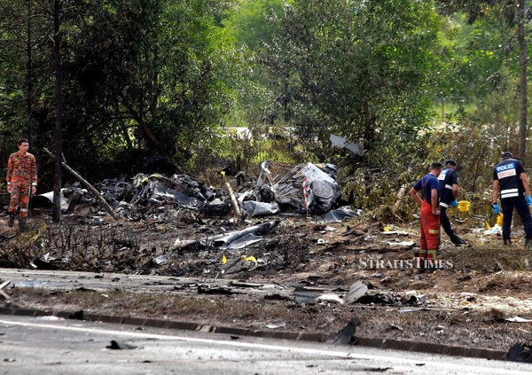 The crash site near  City of Elmina, Shah Alam.