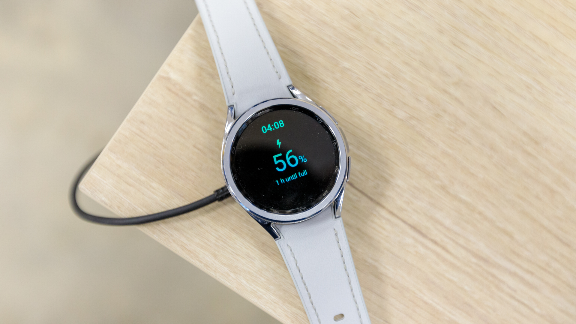 [REVIEW] The Samsung Galaxy Watch6 Classic Is Fashionable & Packed With ...