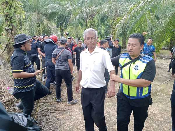 PSM chairman Dr Michael Jeyakumar was one of the four individuals arrested in the commotion yesterday, 24 October.