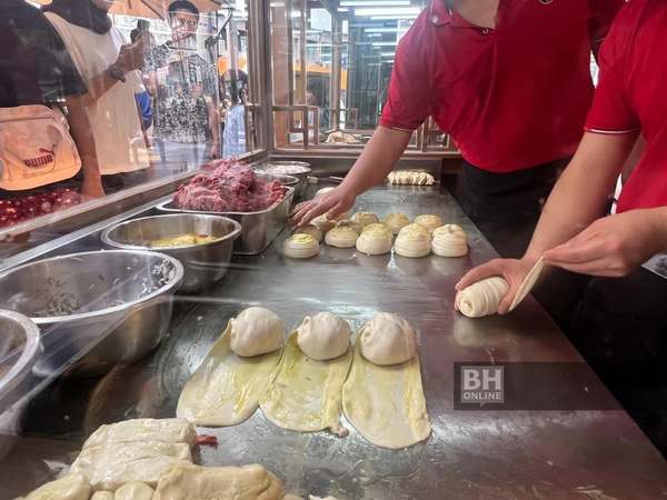 Restoran Mon Chinese Beef Roti di Bukit Bintang.