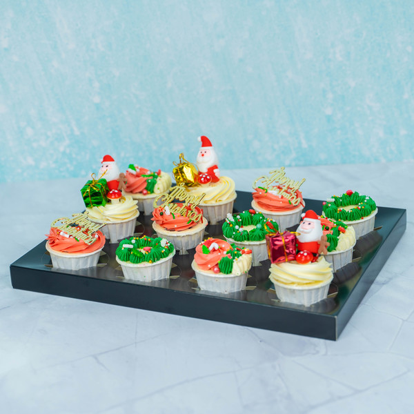 Holly Jolly Designer Cupcakes