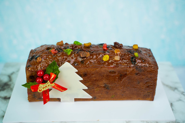 Grandma's Fruit Cake with Biscoff Filling