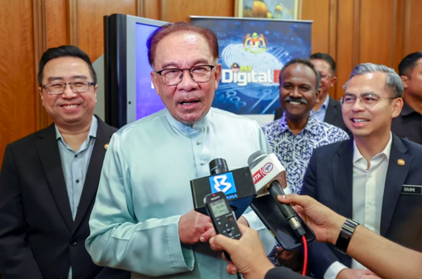 Perdana Menteri, Datuk Seri Anwar Ibrahim