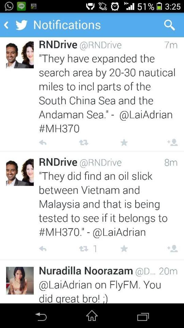 Tweets from Radio National, an Australian radio station, providing the latest updates on MH370.