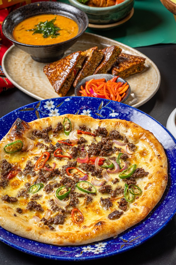 Tomahawk Keema Pizza and Murtabak Wagyu