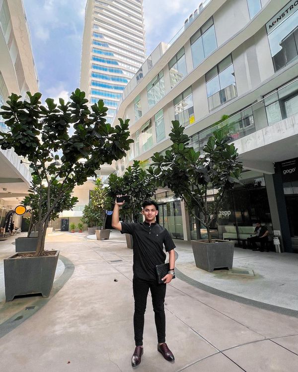 Munashraf shows off the new location of his headquarters in Kuala Lumpur.