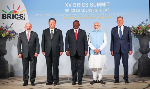 (From left) President of Brazil Lula da Silva, President of China Xi Jinping, President of South Africa Cyril Ramaphosa, Prime Minister of India Narendra Modi and Foreign Minister of Russia Sergey Lavrov during the BRICS Leaders Retreat Meeting, at Johannesburg, in South Africa on 22 August 2023.