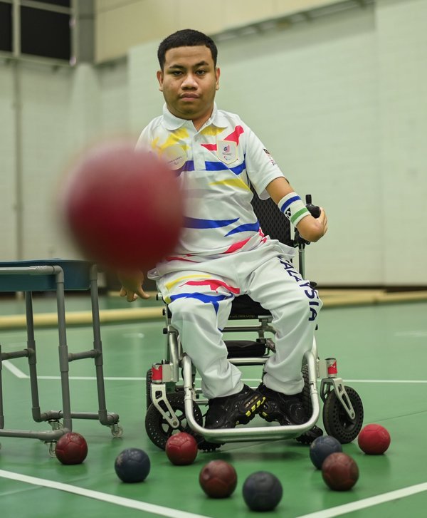 Abdul Razzaq Abdul Rahman daripada sukan Boccia para.