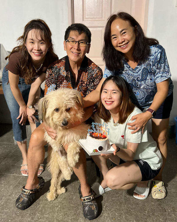 Tan and her family.