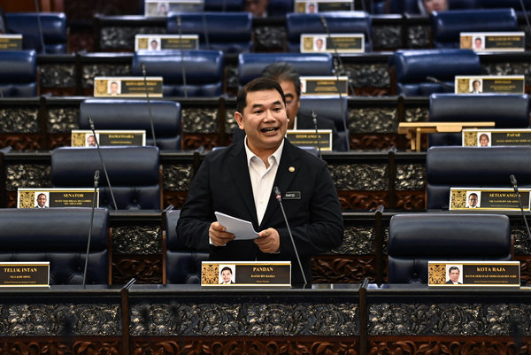 Menteri Ekonomi, Rafizi Ramli.