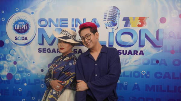 Malaysian singers Azharina Azhar and Shaffiq Erwin were the judges at the Penang auditions for 'Calpis Soda One In A Million'.