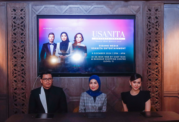 Fattah Amin, Datuk Adzliana (tengah) dan Sophia Albarakbah ketika sidang media Usanita Enetertainment di Bangsar, Kuala Lumpur.