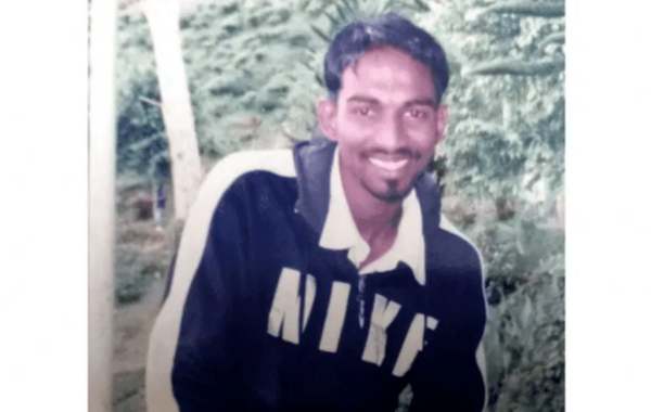 Pannir Selvam.