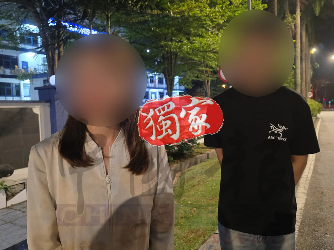 Ibu bapa mangsa bercakap kepada wartawan China Press di luar balai polis di Kuala Lumpur.