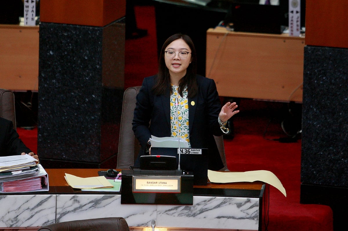 Exco Kesihatan Awam dan Alam Sekitar, Jamaliah Jamaluddin.