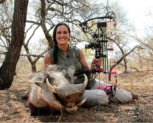 Female hunters. Мелисса Бахман. Мелисса Бакман охотница. Проклова Елена охота трофеи.