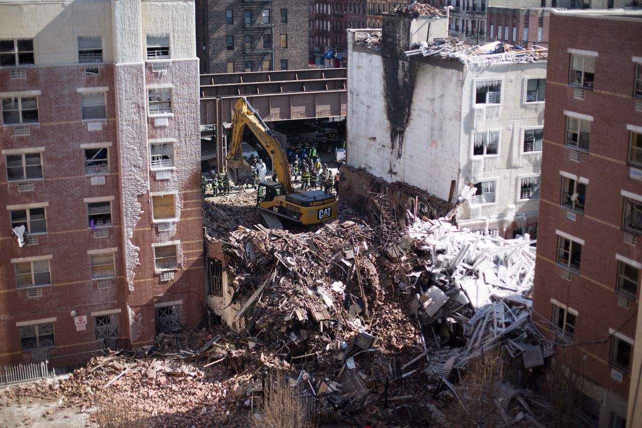 New York City Buildings Collapse: Latest Updates And Timeline Of Events ...