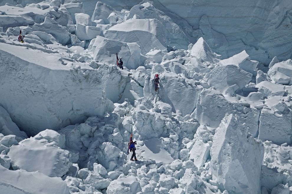 Mt. Everest Avalanche Latest Updates Of The Deadliest Everest Accident