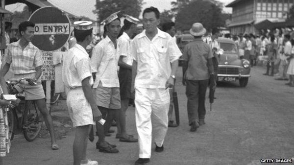 Lee on the campaign trail in 1958.