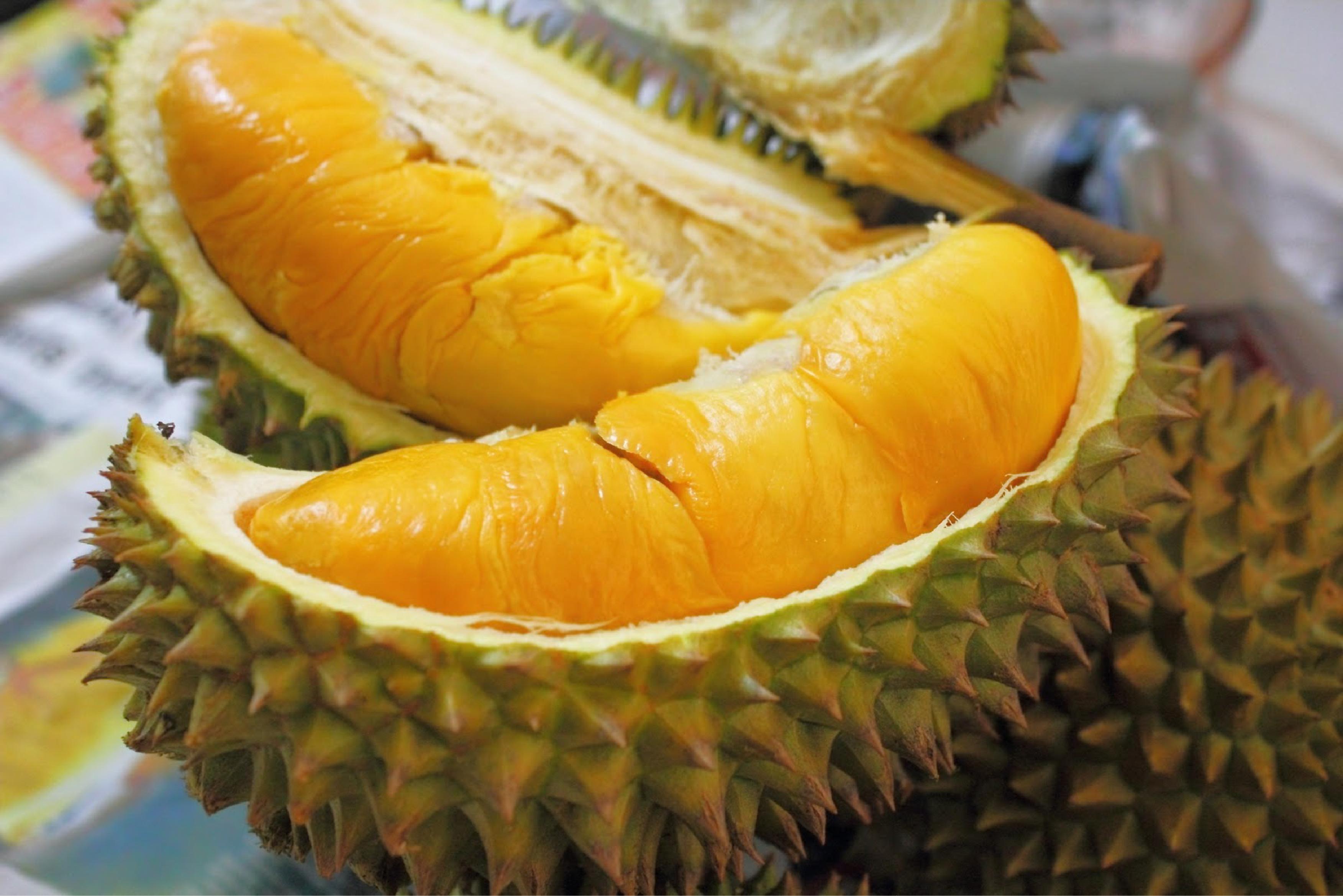 Nous avons demandé à nos collègues qui détestent le durian d’essayer le durian contre leur gré