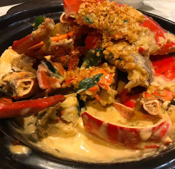 Looking For Awesome Crab Dishes? Check Out These 8 Must-Try Places