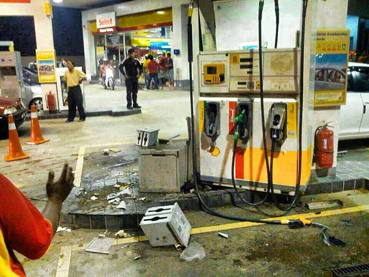 Malaysian Reactions to Petrol Price Hike: Which Was Yours?