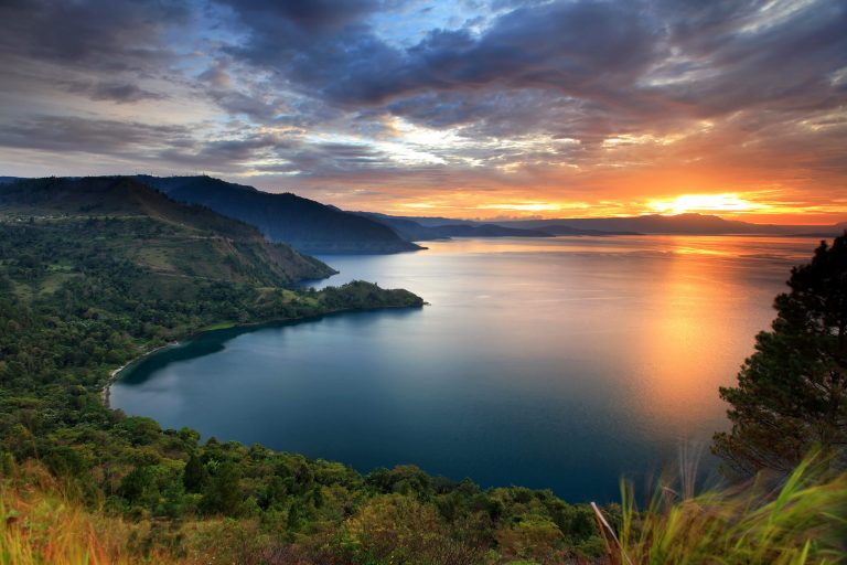 9 Stunning Places You Absolutely Must Visit At Lake Toba 