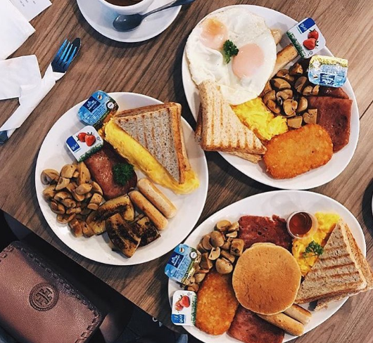 11 Restoran All Day Breakfast Di Lembah Klang