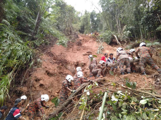 3 Sleeping Myanmar Farm Workers Were Killed In Cameron Highlands Landslide